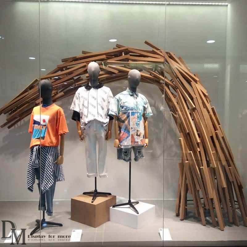 LV Visual Merchandising Archives - DM-Store Window Displays Props