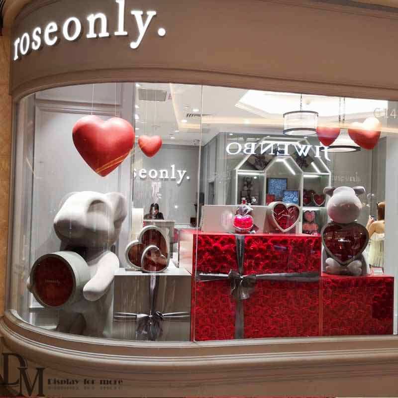 luxury retail display-2018 Burberry summer visual merchandising  ideas-DMWD18052801 - DM-Store Window Displays Props