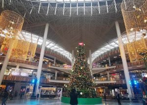 Plaza acrylic decoration