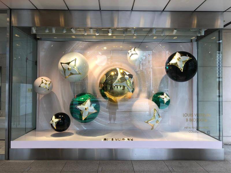 Louis Vuitton Xmas Window Display